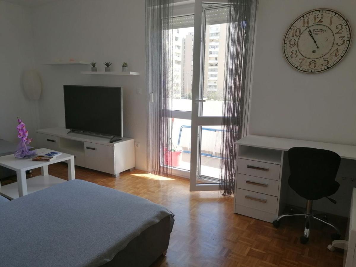 Petra Apartment *